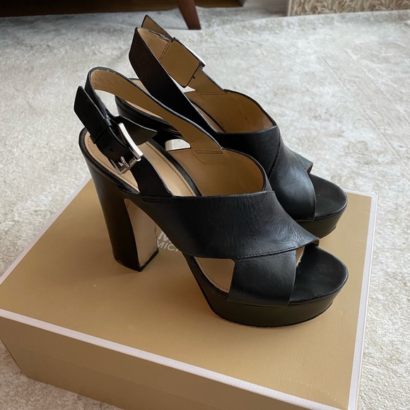 Black Platform Heels - Picture 1 of 4